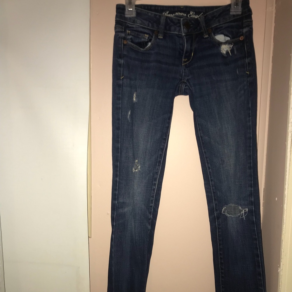 American Eagle distressed jeans